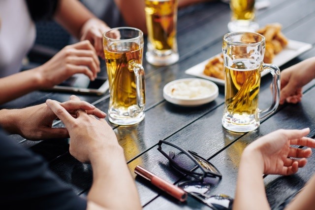 高考、聚會(huì)、喝酒、飲食-康興醫(yī)療器械官網(wǎng)